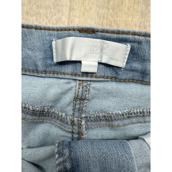 1822 Denim Jean Skirt Knee Length Sz 8 Distressed Light Wash - Picture 4 of 7